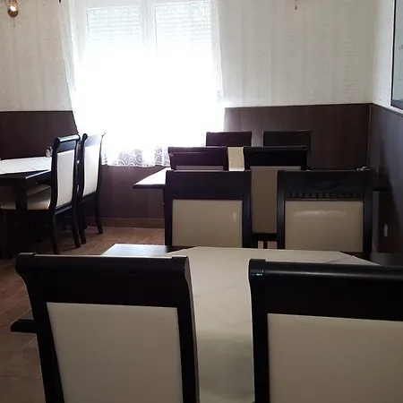 Kitti Panzio Privat bolig Mogyoród