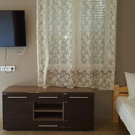 Kitti Quarto em Acomodações Particulares