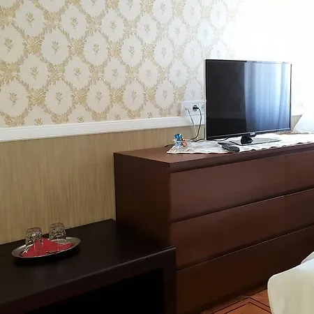 Kitti Panzio Mogyorod