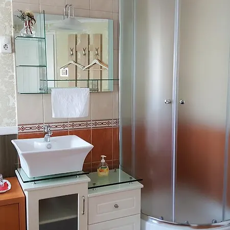 Quarto em Acomodações Particulares Kitti *