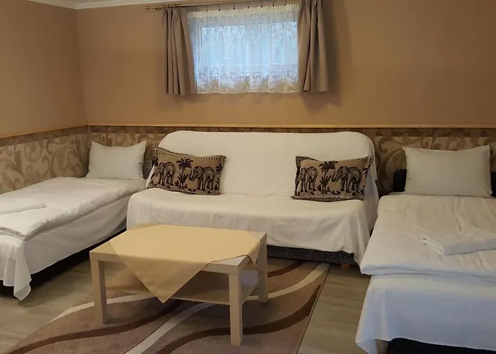 Kitti Panzio Mogyoród